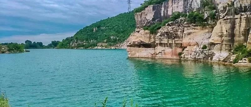 「翡翠湖」11.30/12.1 | 汉白玉的故乡の10公里户外徒步环穿小九寨翡翠湖<初级>