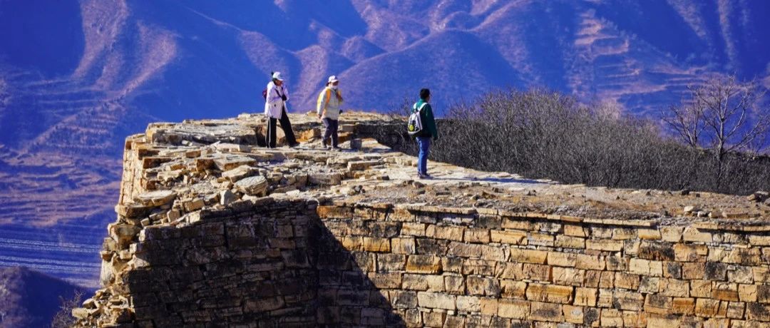 初级适度 | 12.01 周日 |   明长城的典范，样边长城
