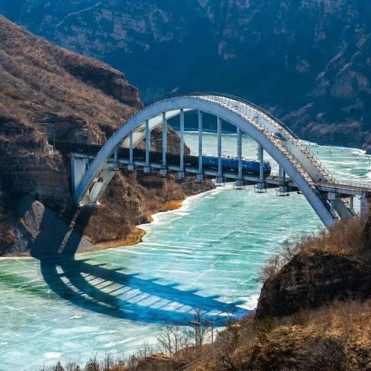 热门活动-【中级】1月24日：南大梁-ZZ湖踏冰全程