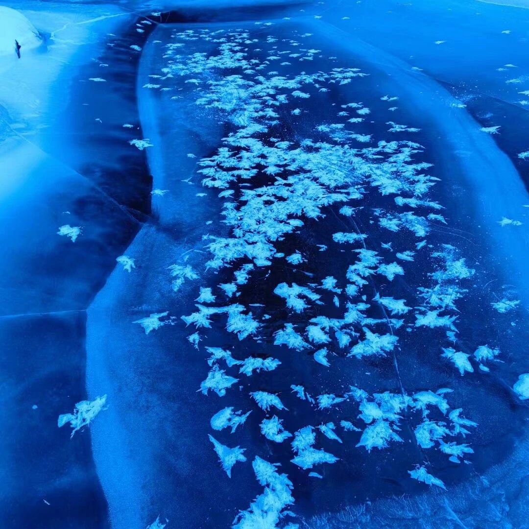 活动封面-【特惠 休闲】1月25日：翠鸟谷踏冰「冬日暖阳下的蓝色冰河」