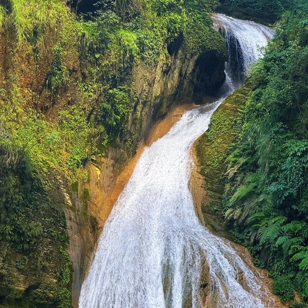 热门活动-【春节特辑|贵州】2月19-23日：贵州徒步「蓝眼泪」「大地之心」「瀑布成群」「峡谷秘境」「黔徒无量」
