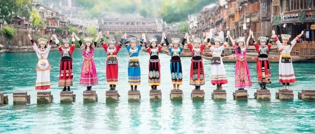 活动封面-张家界 凤凰古城 芙蓉镇 长沙，魅力湘西！[五一]