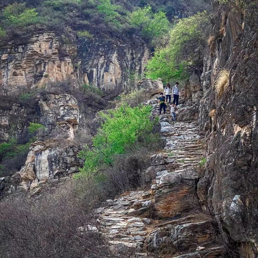 活动封面-【初级】4月25日：咔嚓古道「摩崖石刻」「天门洞」「奇石林立」