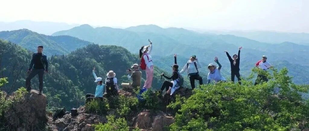 野穿张飞岭，探秘牛王寨，登顶最高峰，征服合肥之颠