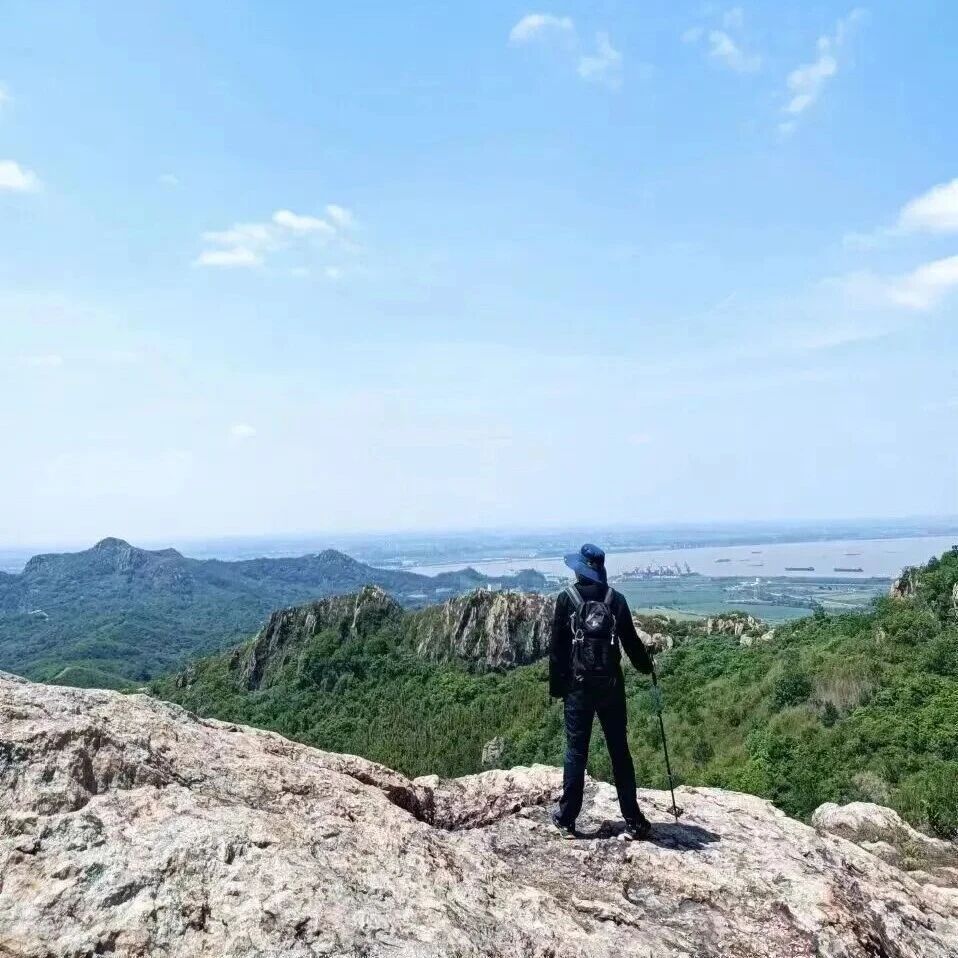 登山徒步 · 圌山五峰山穿越，栈道与野道共存，漫步…